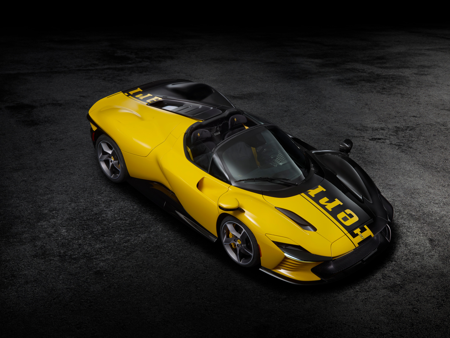 SMALL_2025_05_Ferrari_SP3_79868_1_8884dca6-e098-4952-8fe4-7a7565a6f04c